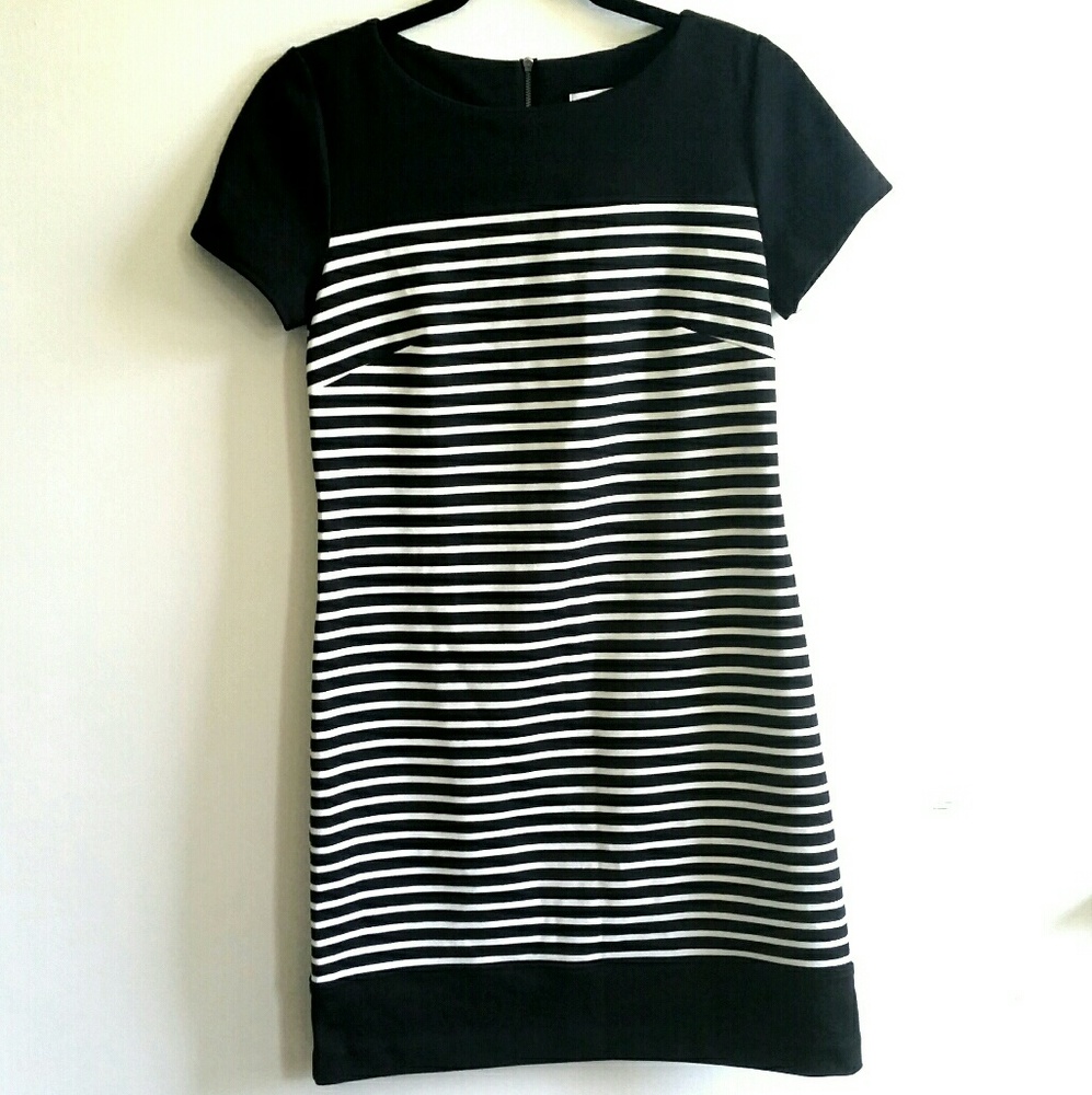 Laundry by Shelli Segal Black and White Striped